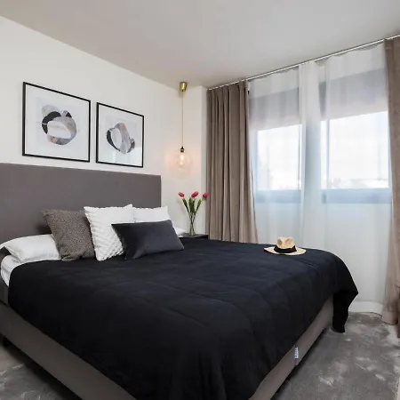 Roof View 4 By Interhome *